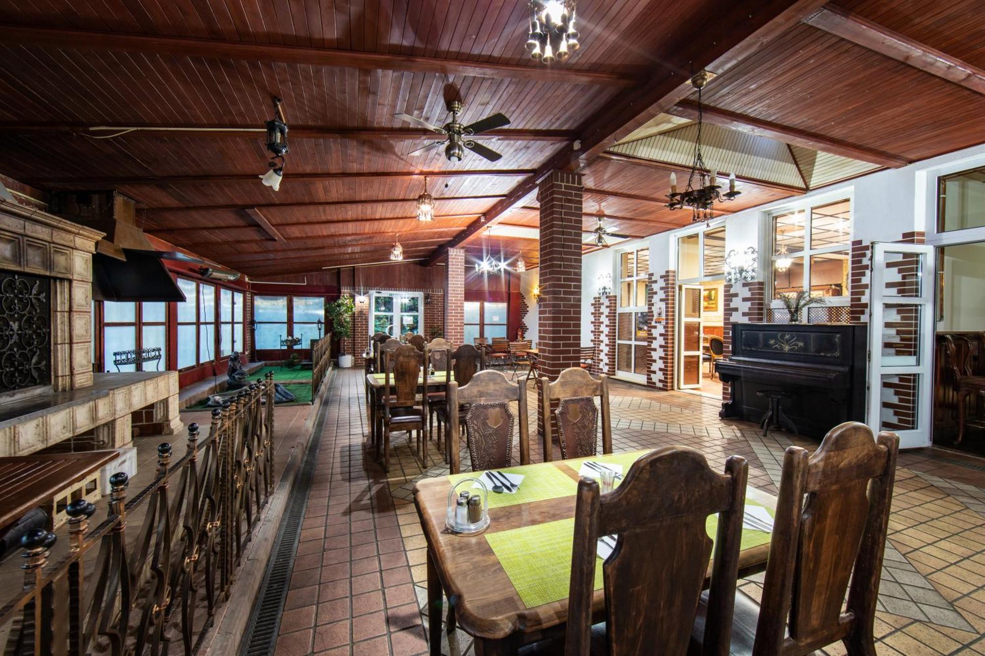 Hotel Armales Stakcin Exterior photo